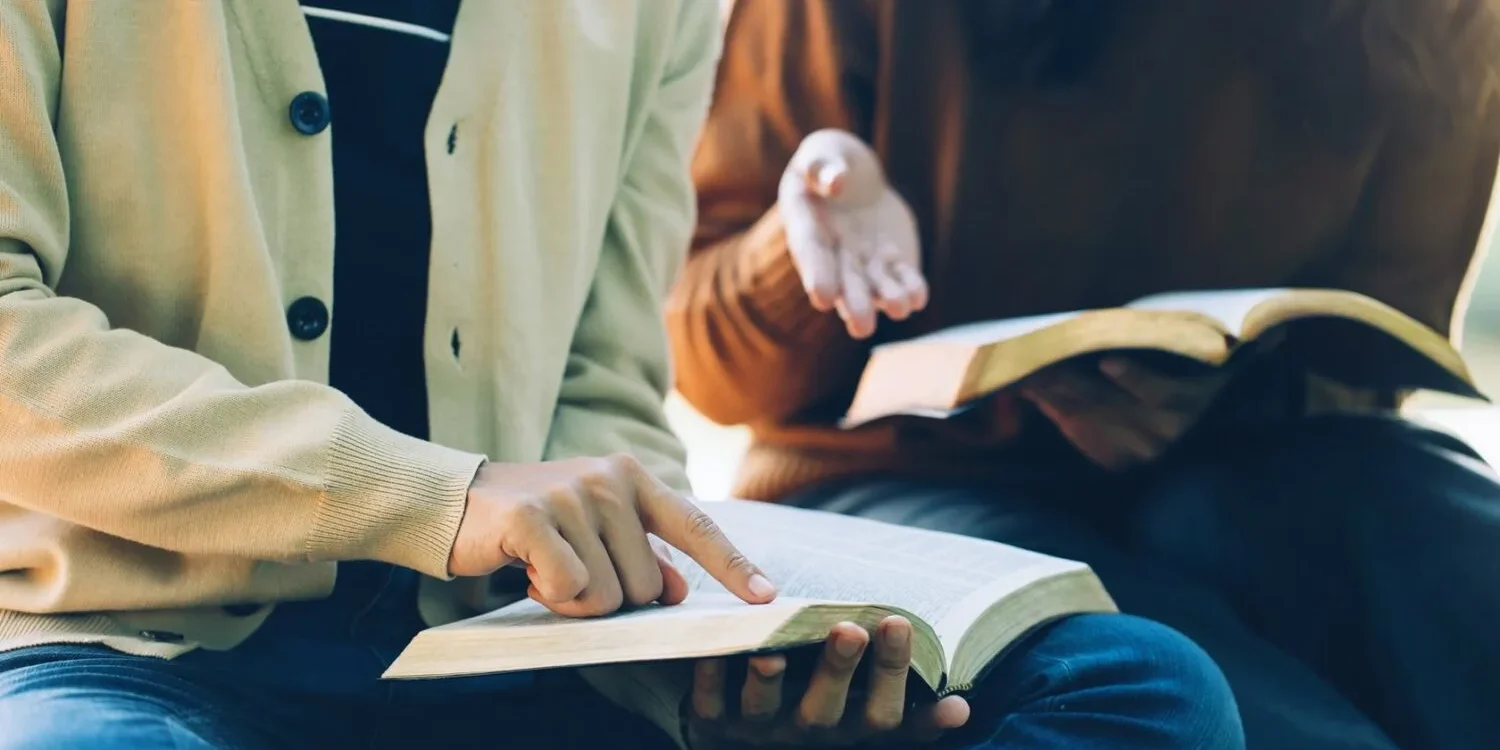 Nieuwsbericht Geestelijke stromingen - shutterstock_2502112221 - DEF